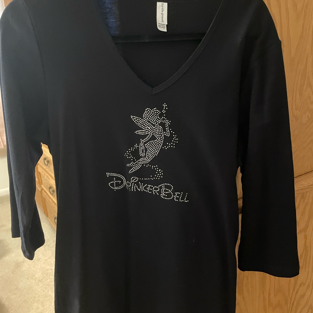 Black V-Neck Short Sleeve Tee